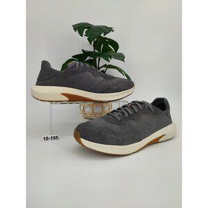 OluKai Men’s Koheo Gray Suede Lace Up Sneakers Comfort Size 10 US